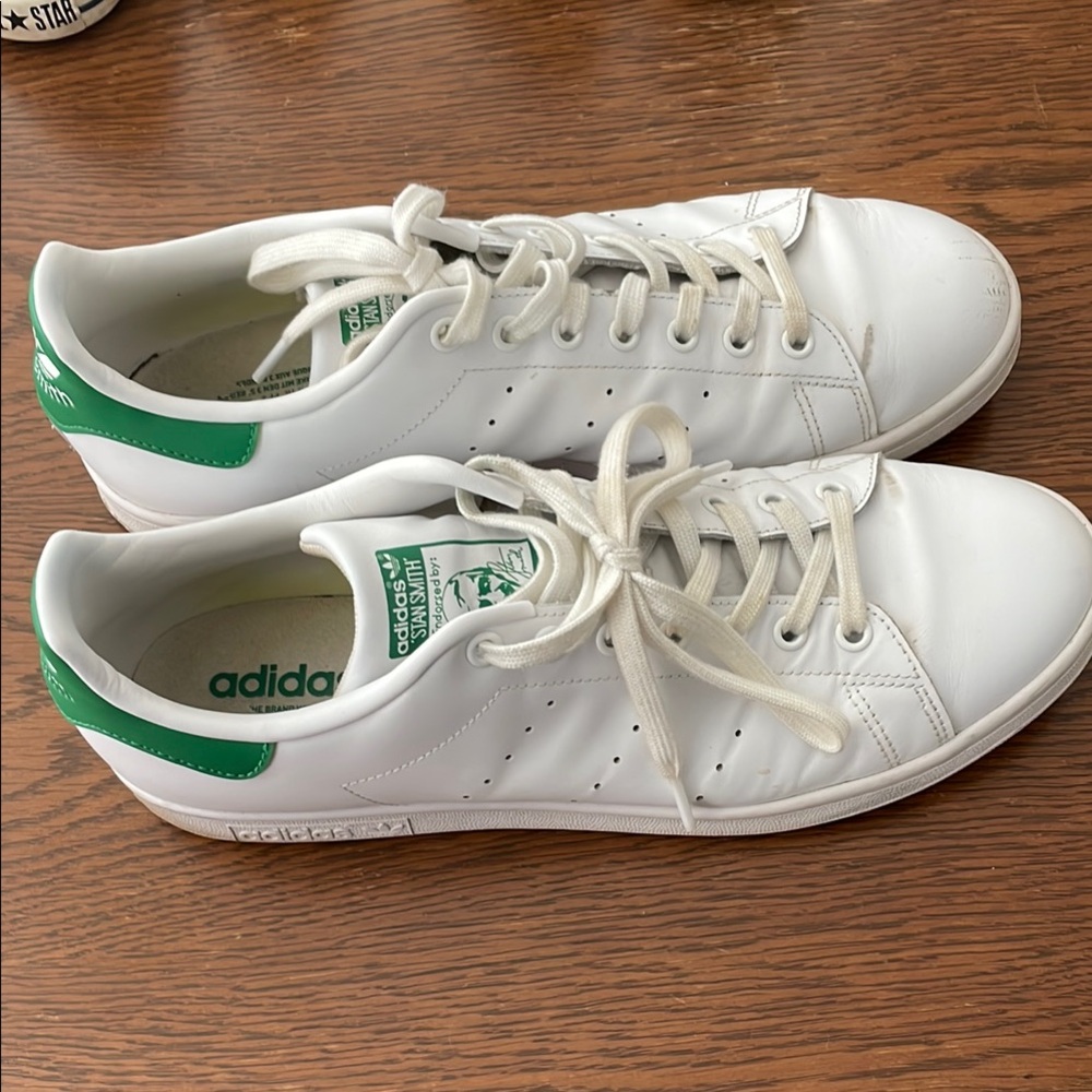 Adidas Classic White and Green Shoes